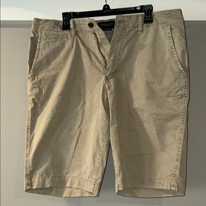 Men’s American eagle shorts